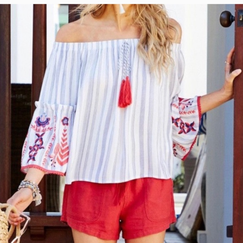 Altar’d State M off the shoulder embroidered bell sleeve boho top - Picture 8 of 8
